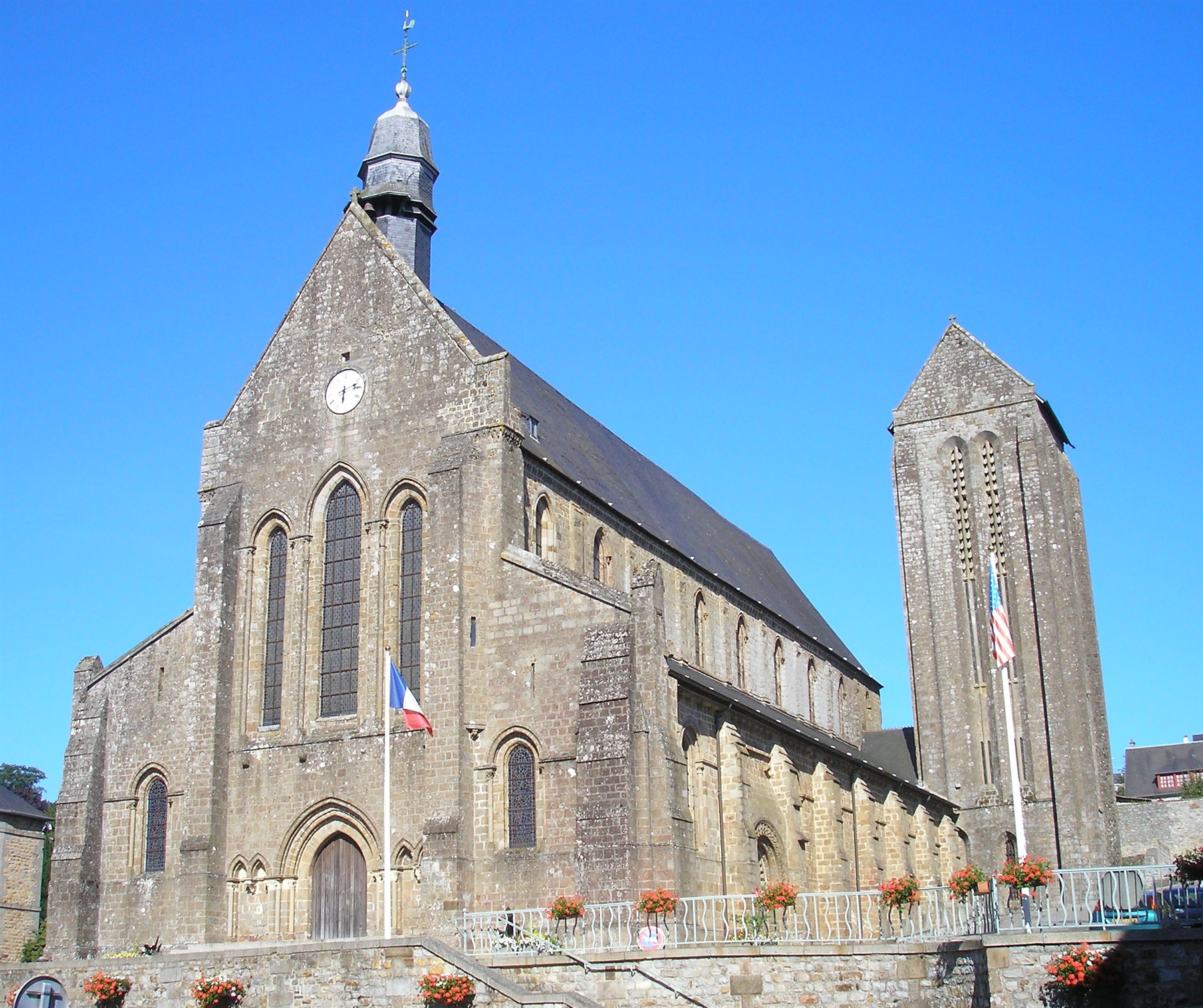 Collégiale Saint-Évroult